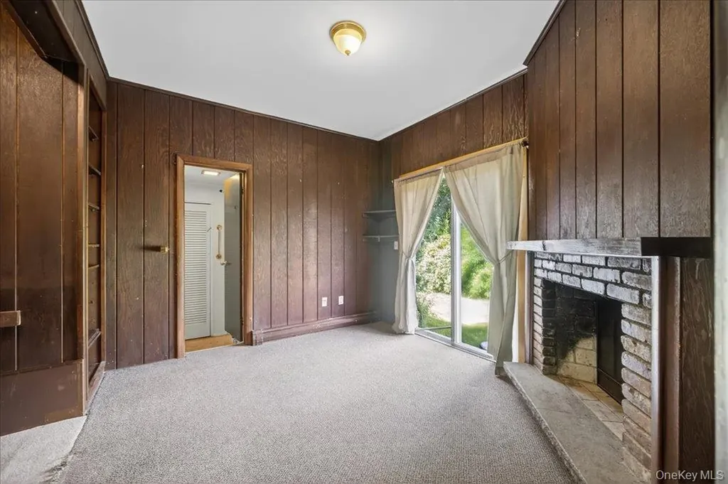 14 Moss Hill Road Holmes NY 12531