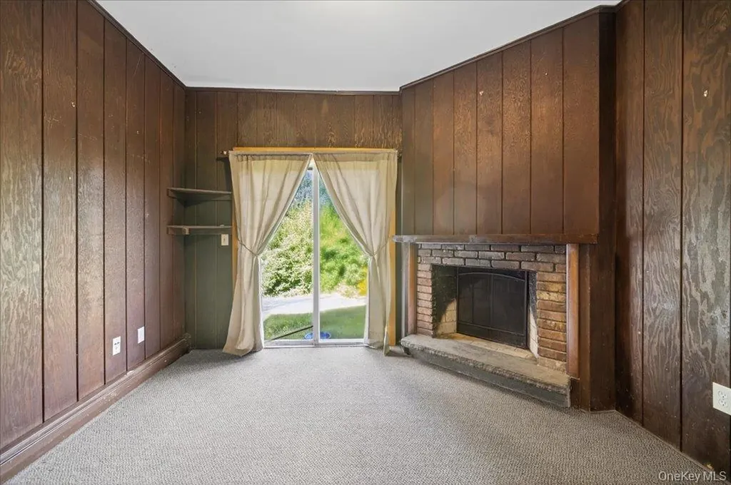 14 Moss Hill Road Holmes NY 12531