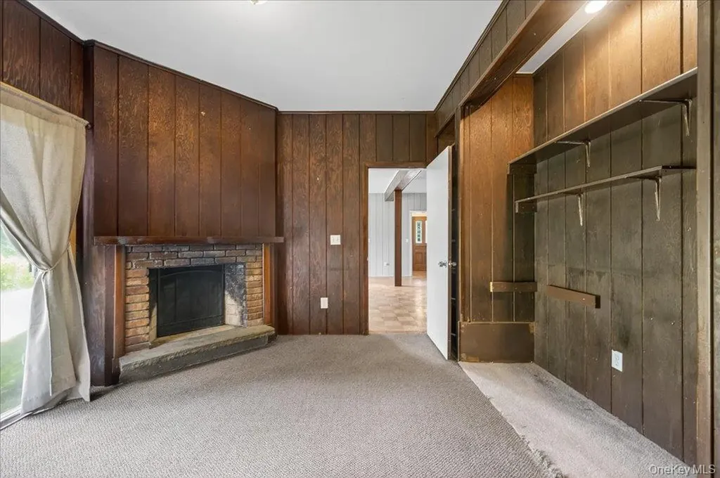 14 Moss Hill Road Holmes NY 12531