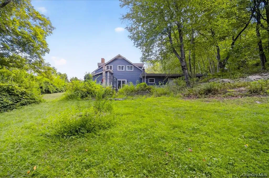 14 Moss Hill Road Holmes NY 12531