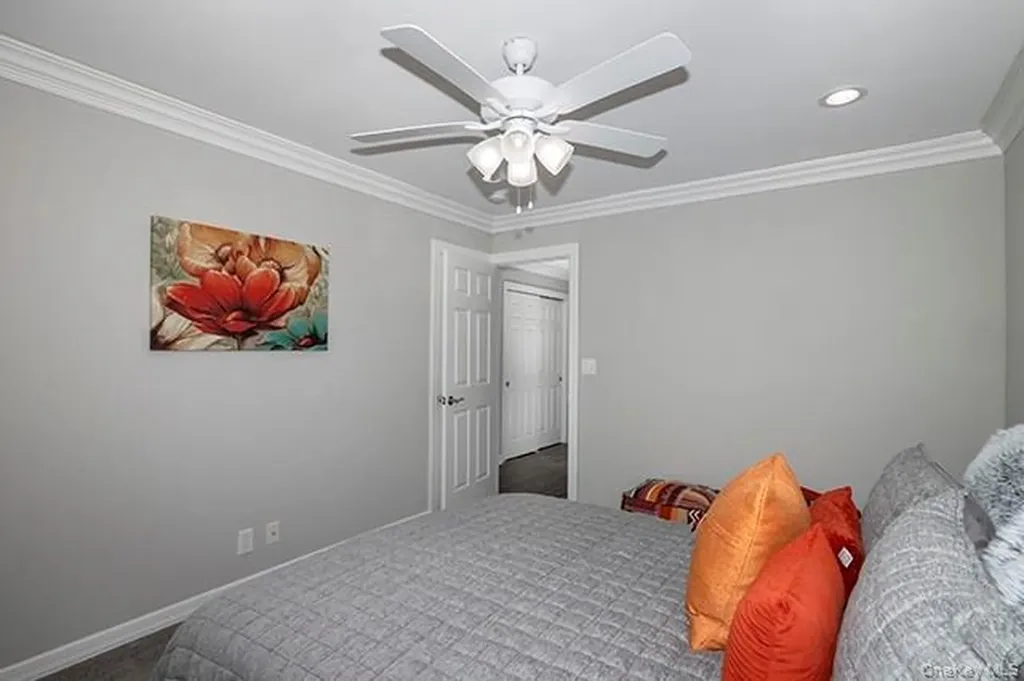 113 Terrace Bayport NY 11705