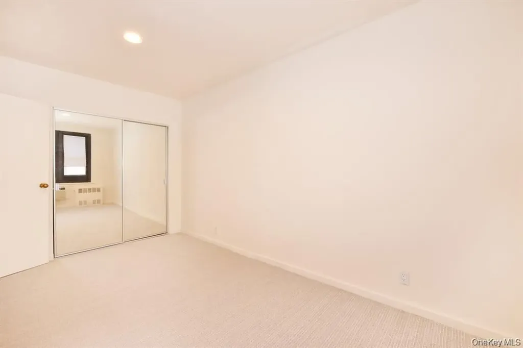 15 Hill Park Avenue Great Neck NY 11021