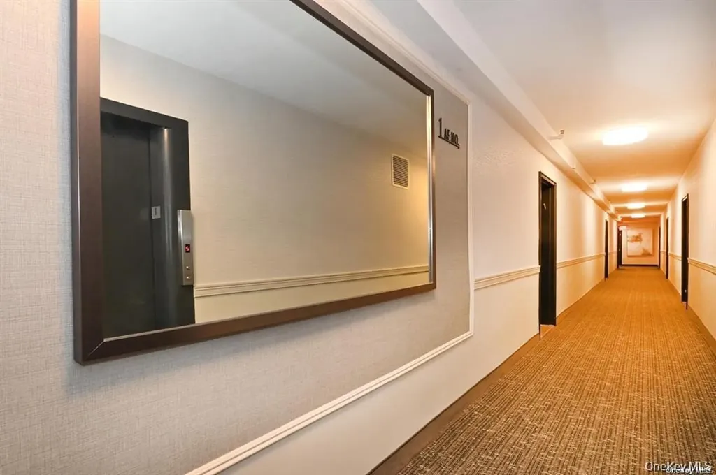 15 Hill Park Avenue Great Neck NY 11021