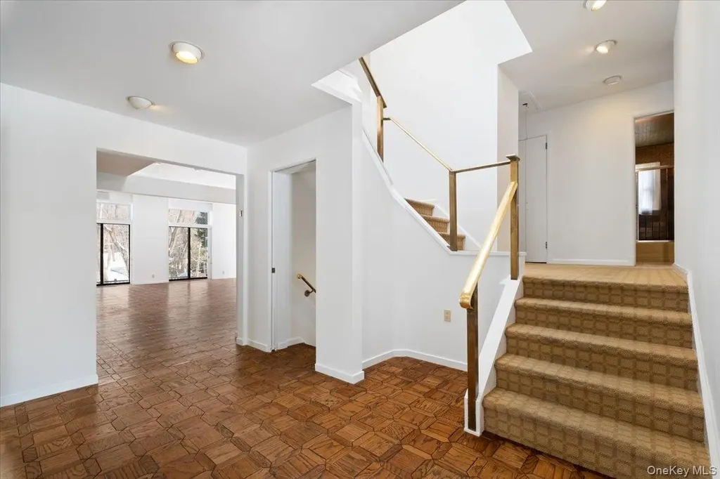 3 Runyon Place Scarsdale NY 10583