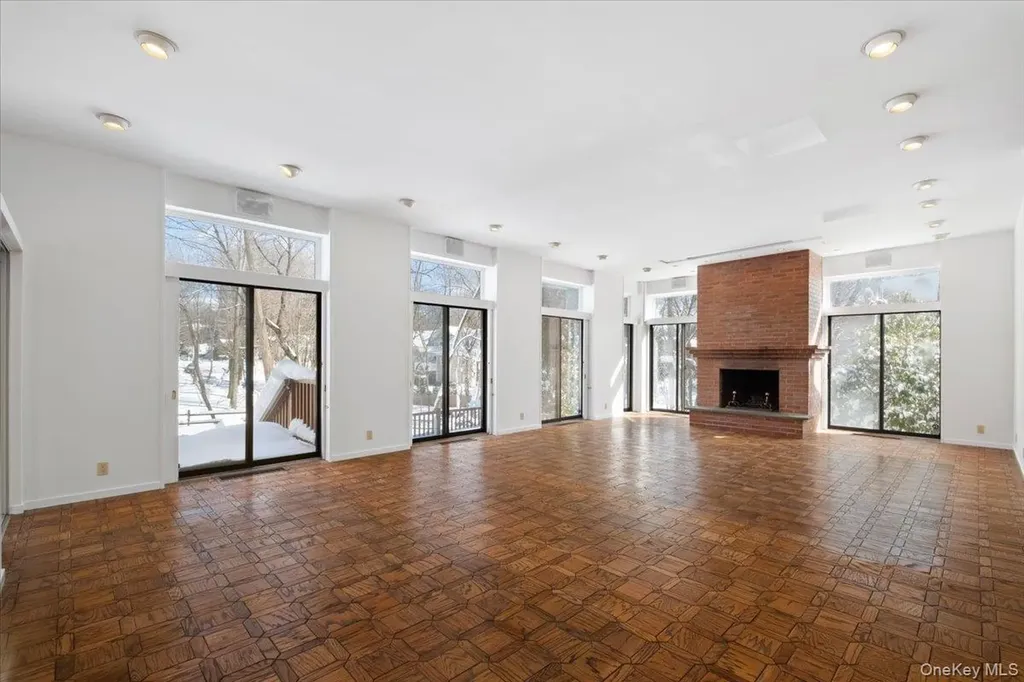 3 Runyon Place Scarsdale NY 10583