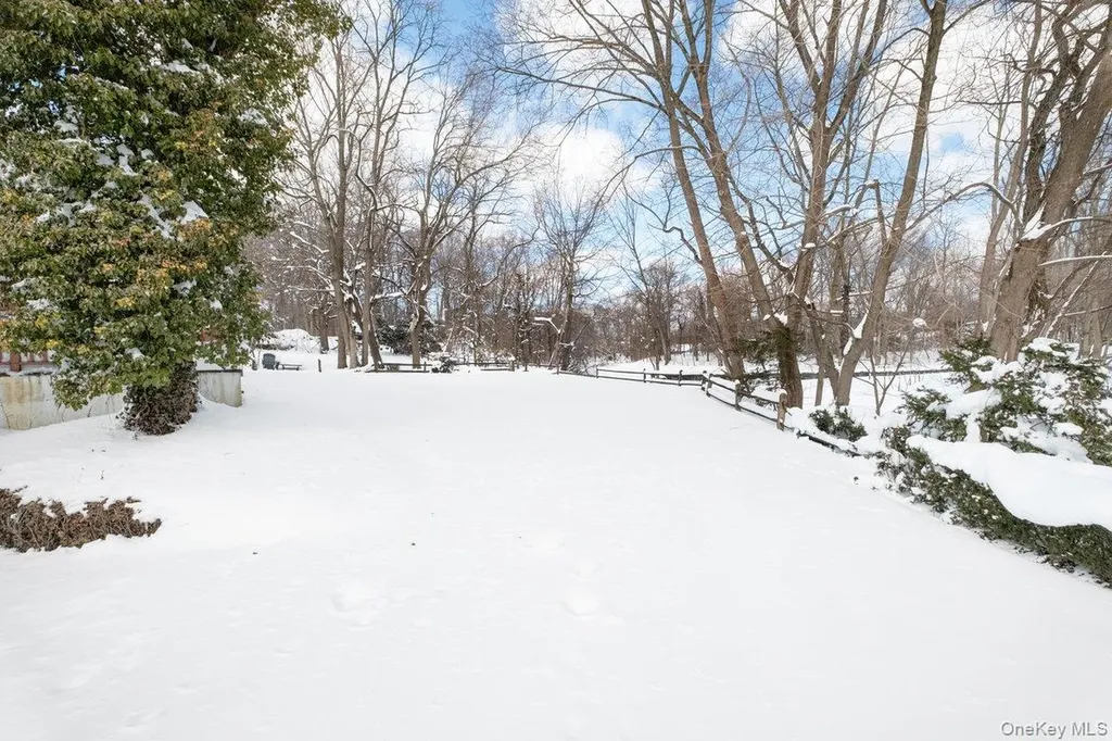 3 Runyon Place Scarsdale NY 10583