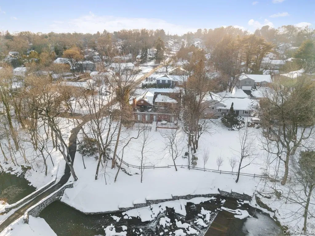 3 Runyon Place Scarsdale NY 10583