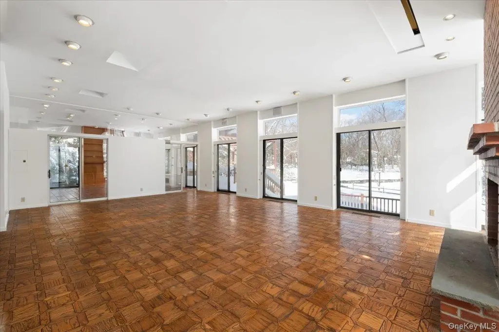 3 Runyon Place Scarsdale NY 10583