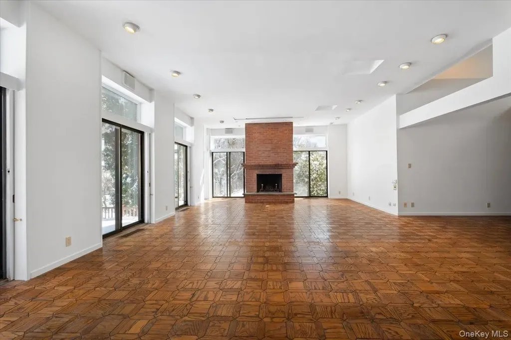 3 Runyon Place Scarsdale NY 10583
