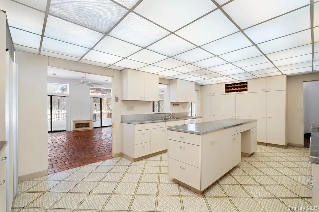 3 Runyon Place Scarsdale NY 10583