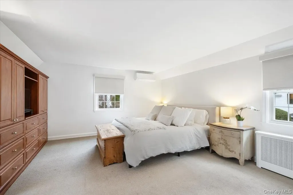 12 Stoneleigh Close Scarsdale NY 10583