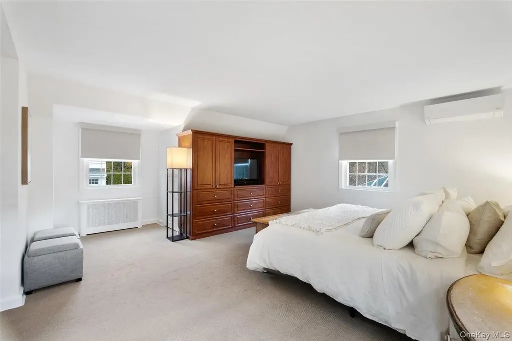 12 Stoneleigh Close Scarsdale NY 10583