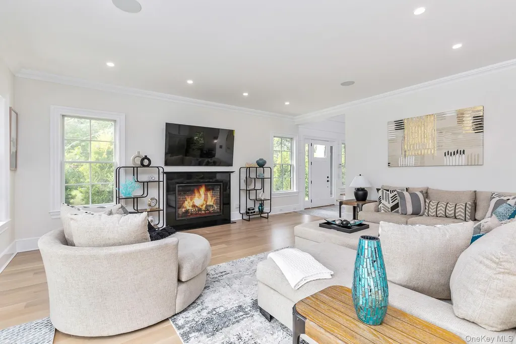 66 Peters Lane Westhampton Beach NY 11978