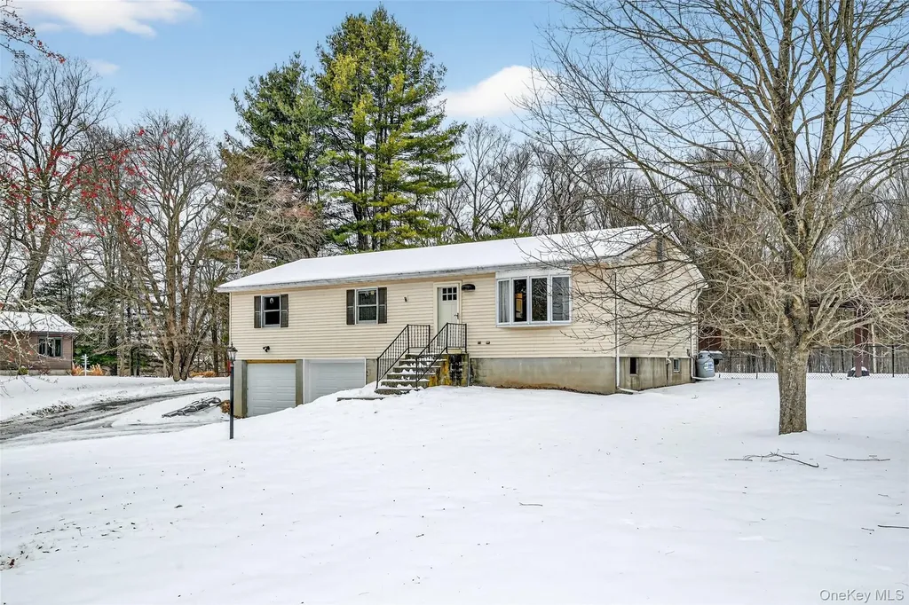 917 Scotchtown Collabar Road Middletown NY 10941