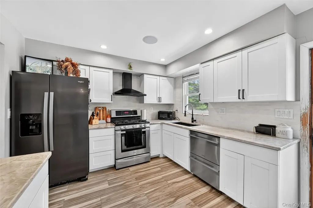 917 Scotchtown Collabar Road Middletown NY 10941