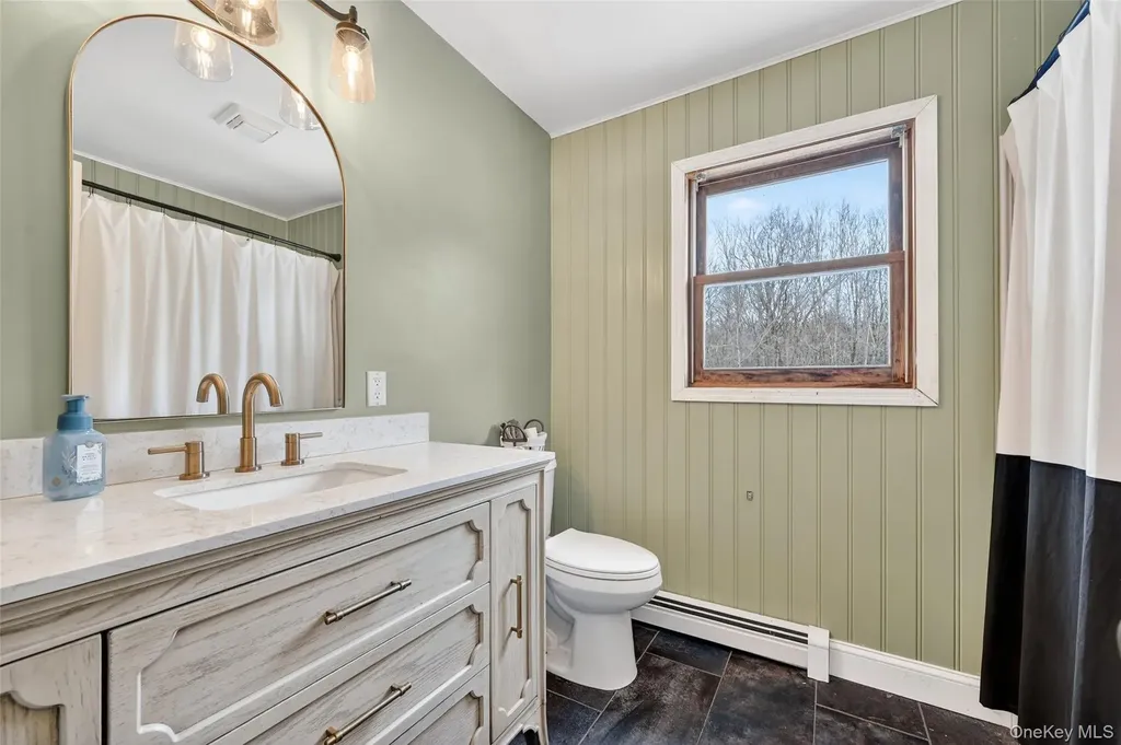 917 Scotchtown Collabar Road Middletown NY 10941