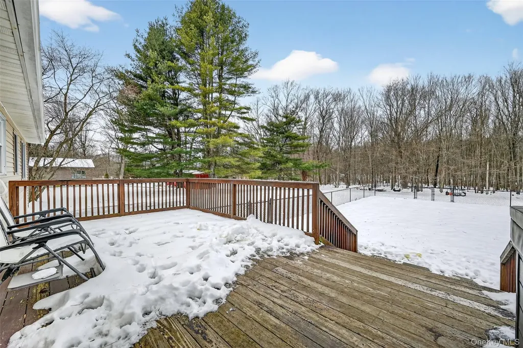 917 Scotchtown Collabar Road Middletown NY 10941