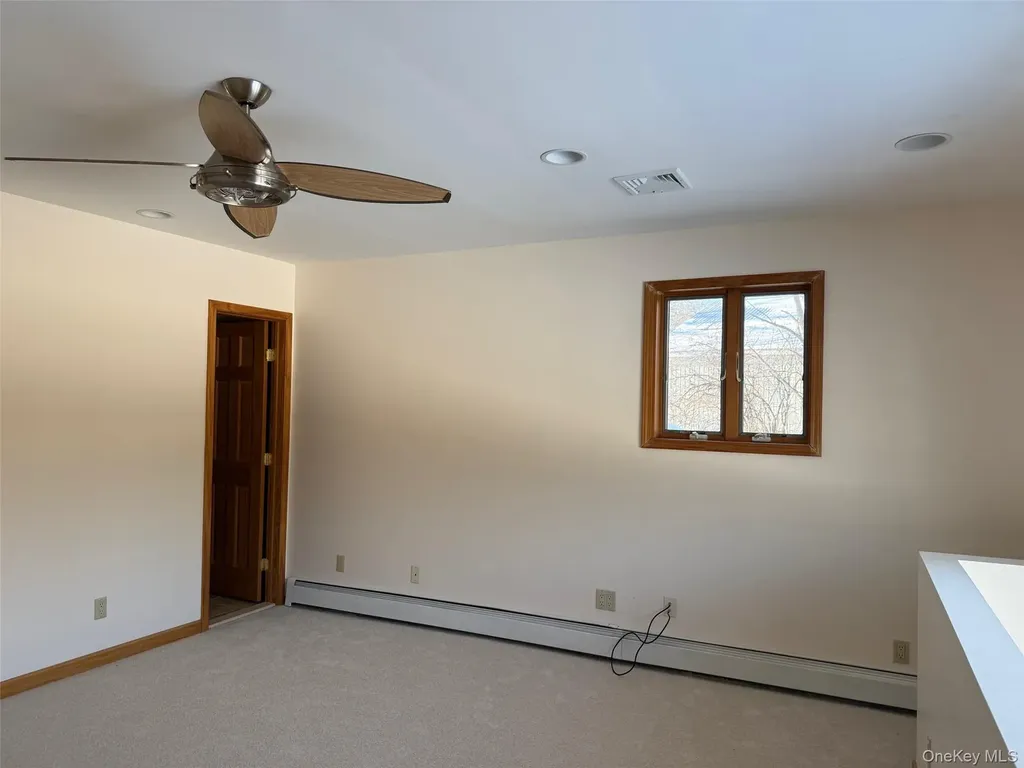 88 Pierce Circle New Hampton NY 10958