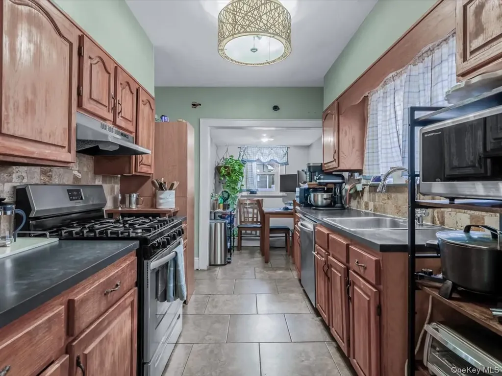 1769 Harte Street North Baldwin NY 11510