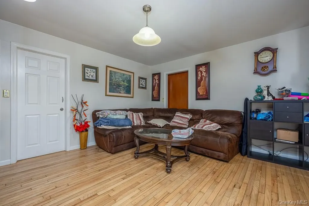 23 Sky Meadow Road Suffern NY 10901