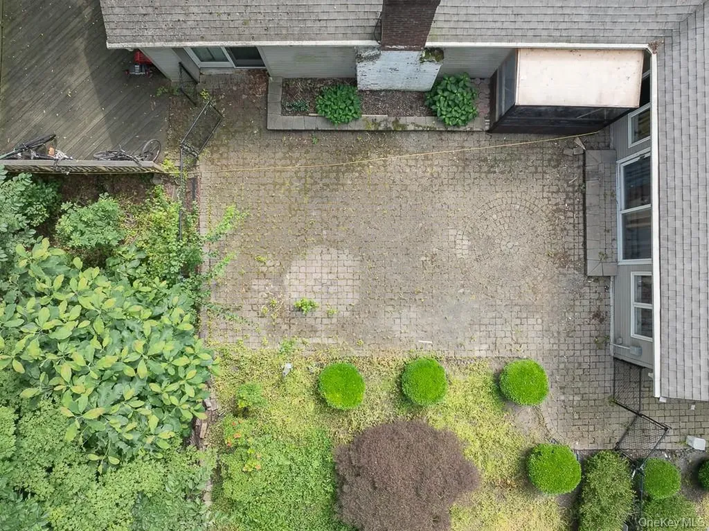 23 Sky Meadow Road Suffern NY 10901