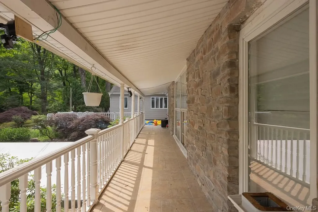 23 Sky Meadow Road Suffern NY 10901