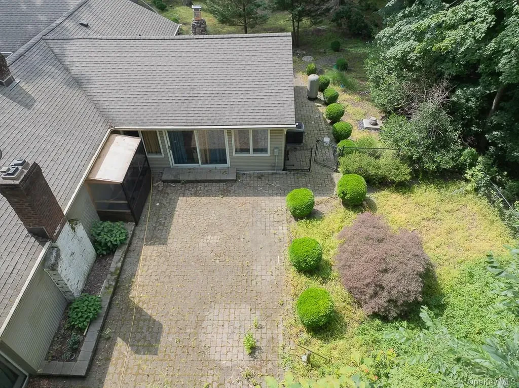 23 Sky Meadow Road Suffern NY 10901