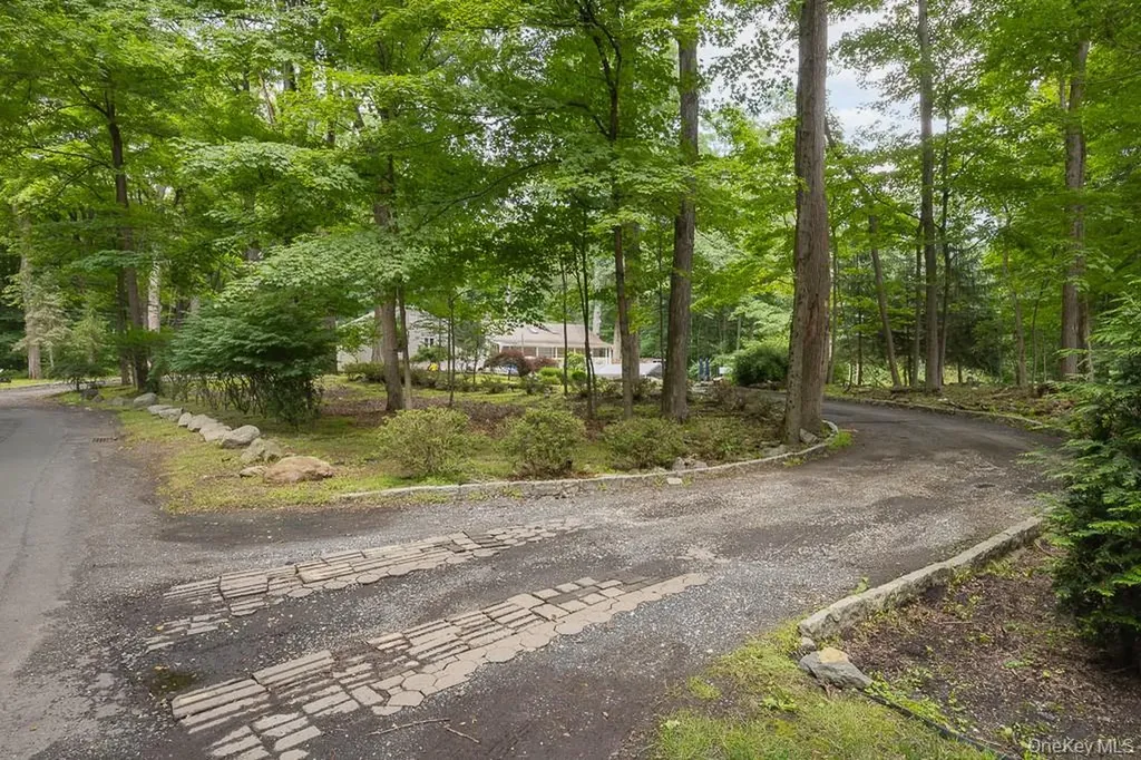 23 Sky Meadow Road Suffern NY 10901