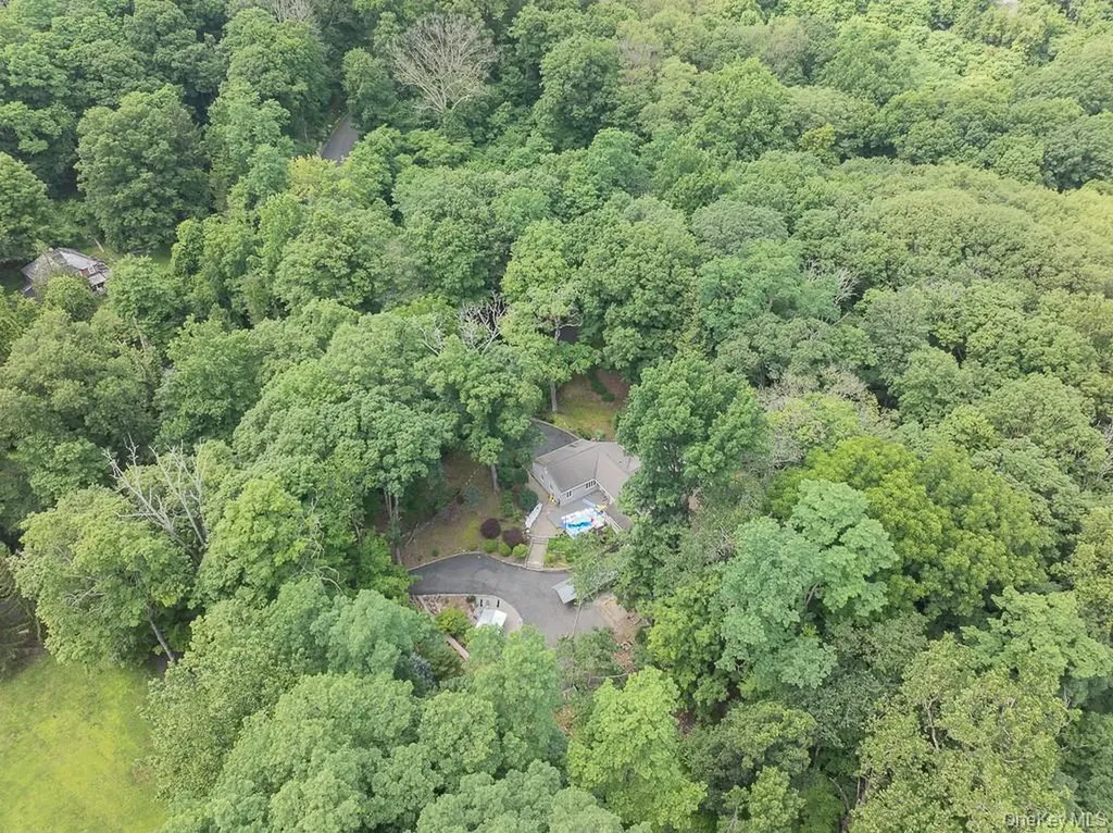 23 Sky Meadow Road Suffern NY 10901