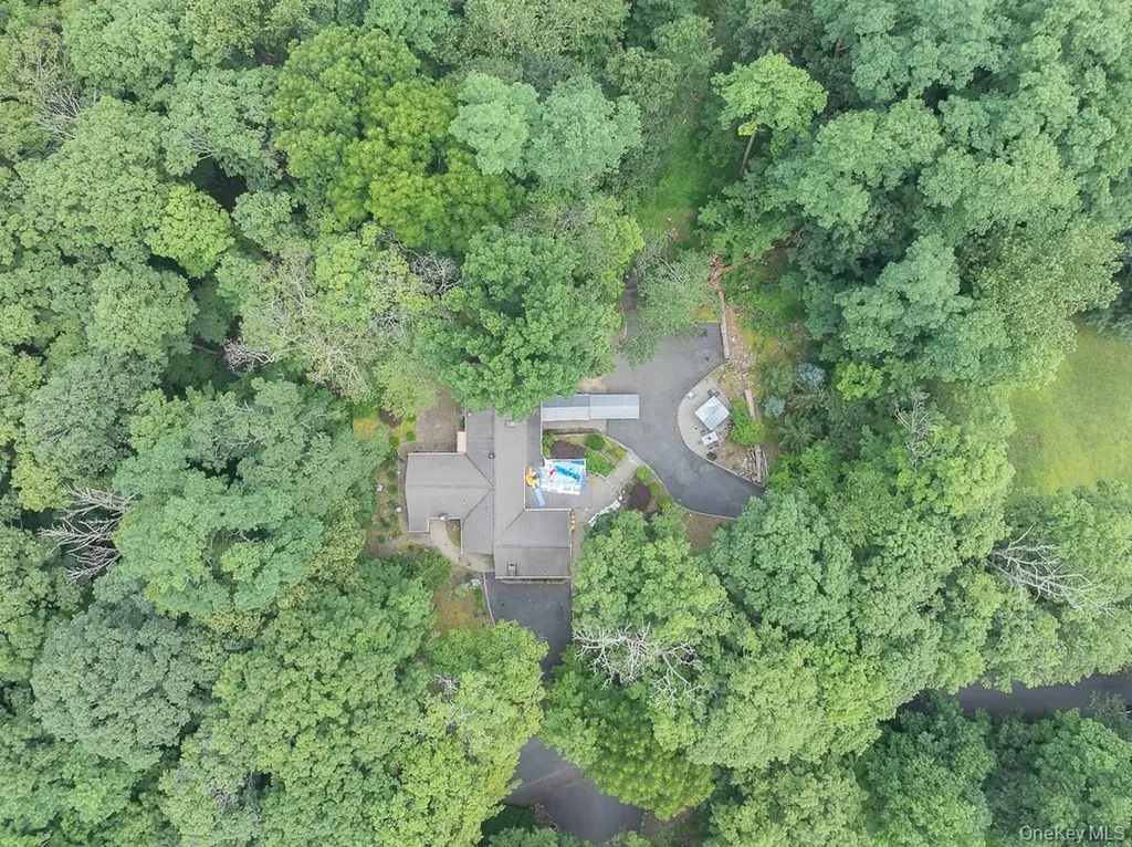 23 Sky Meadow Road Suffern NY 10901