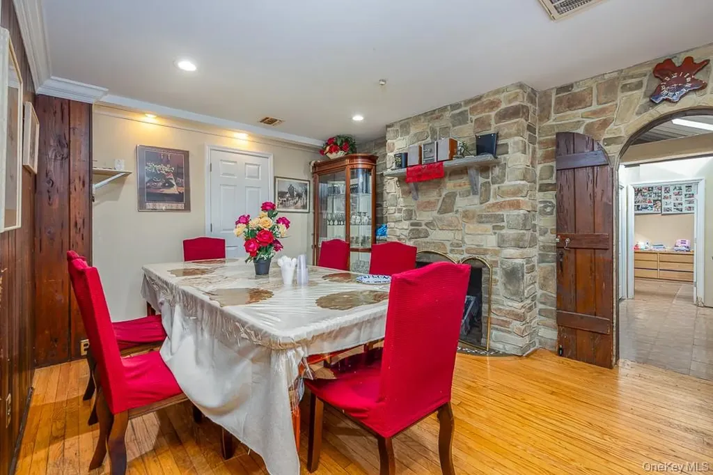 23 Sky Meadow Road Suffern NY 10901