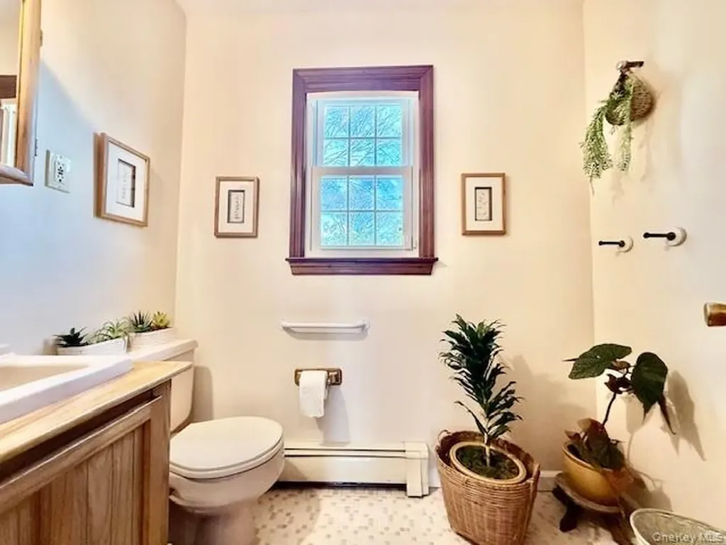 189 Beaver Drive Mastic Beach NY 11951