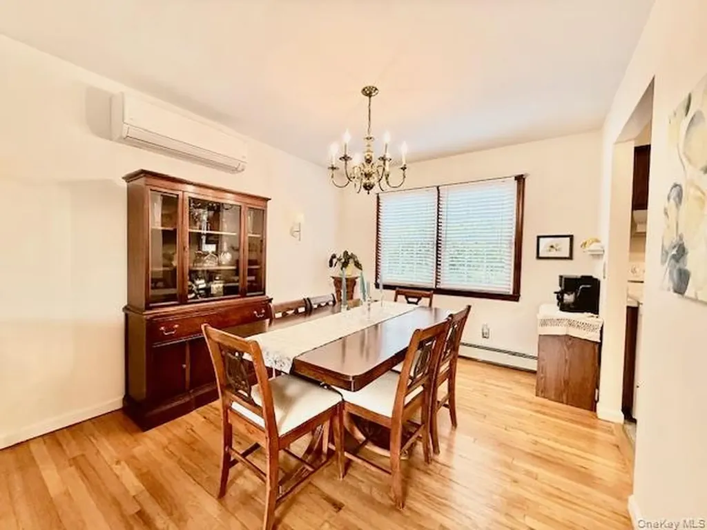 189 Beaver Drive Mastic Beach NY 11951