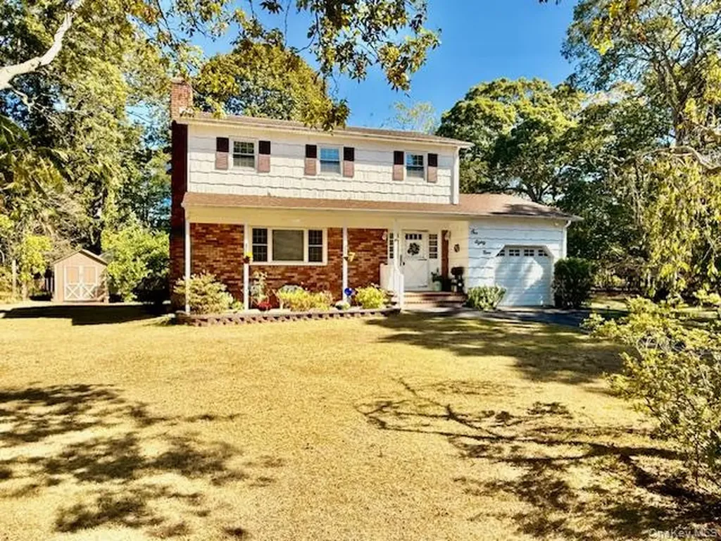 189 Beaver Drive Mastic Beach NY 11951