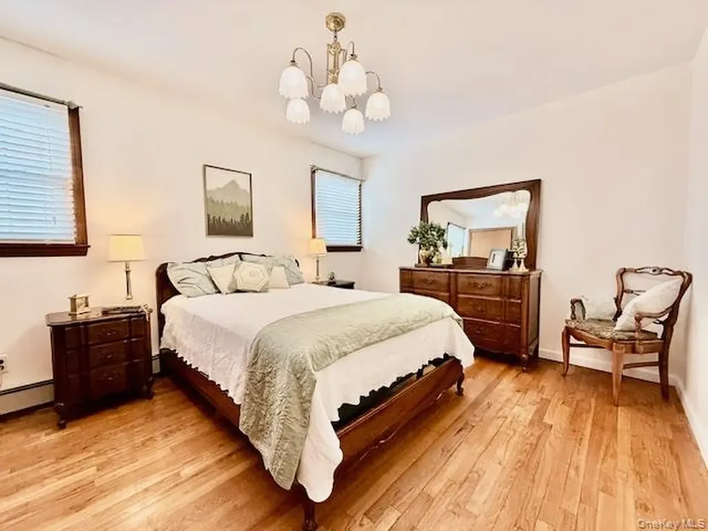 189 Beaver Drive Mastic Beach NY 11951