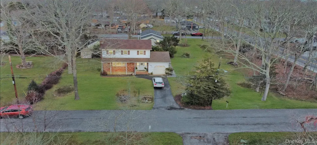 189 Beaver Drive Mastic Beach NY 11951