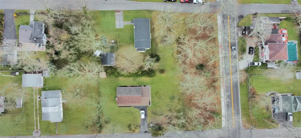 189 Beaver Drive Mastic Beach NY 11951