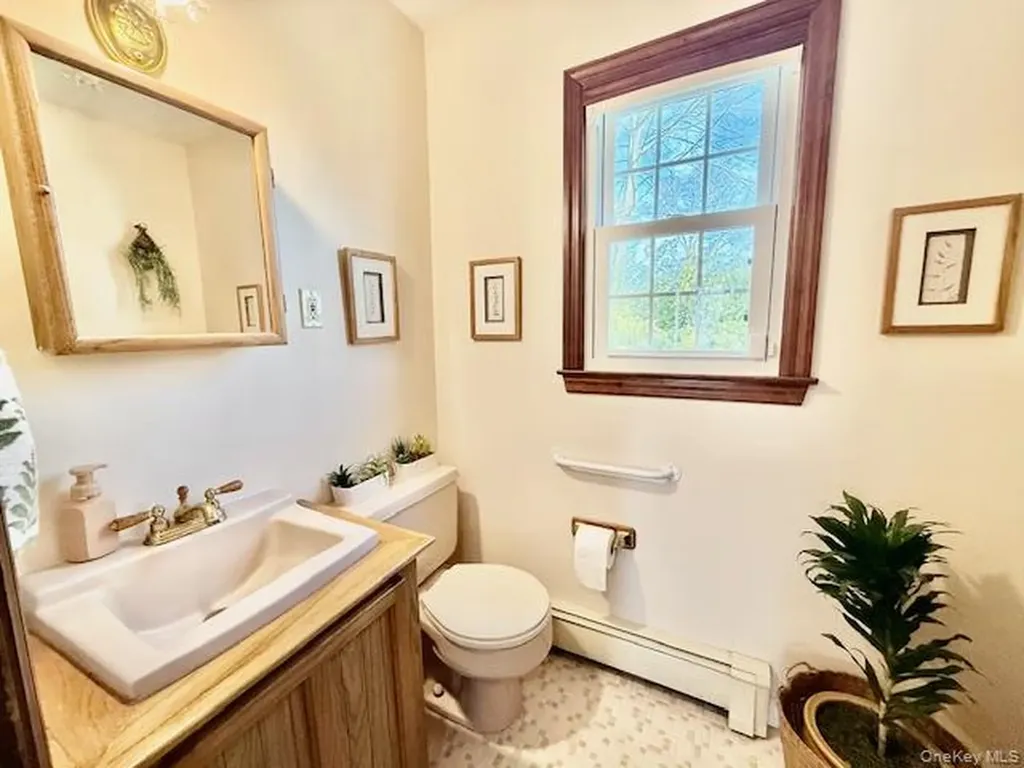 189 Beaver Drive Mastic Beach NY 11951