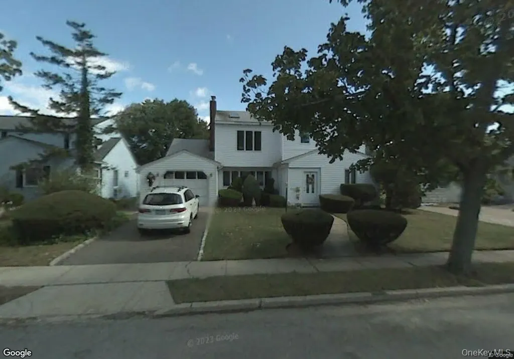 1283 Martin Drive Wantagh NY 11793
