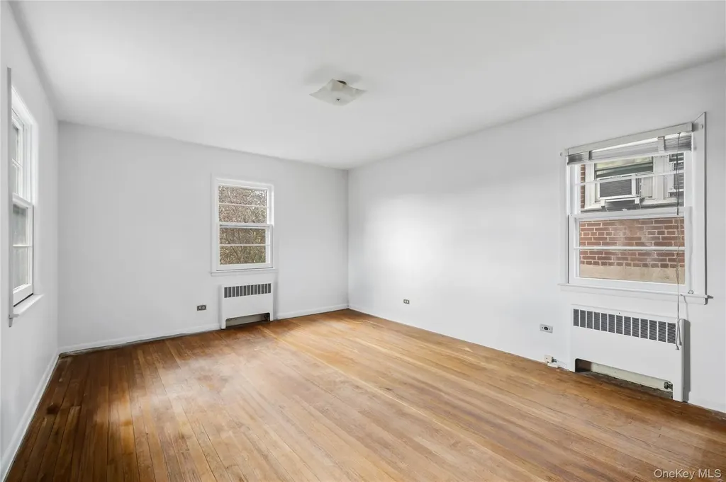 6209 Spencer Terrace Bronx NY 10471