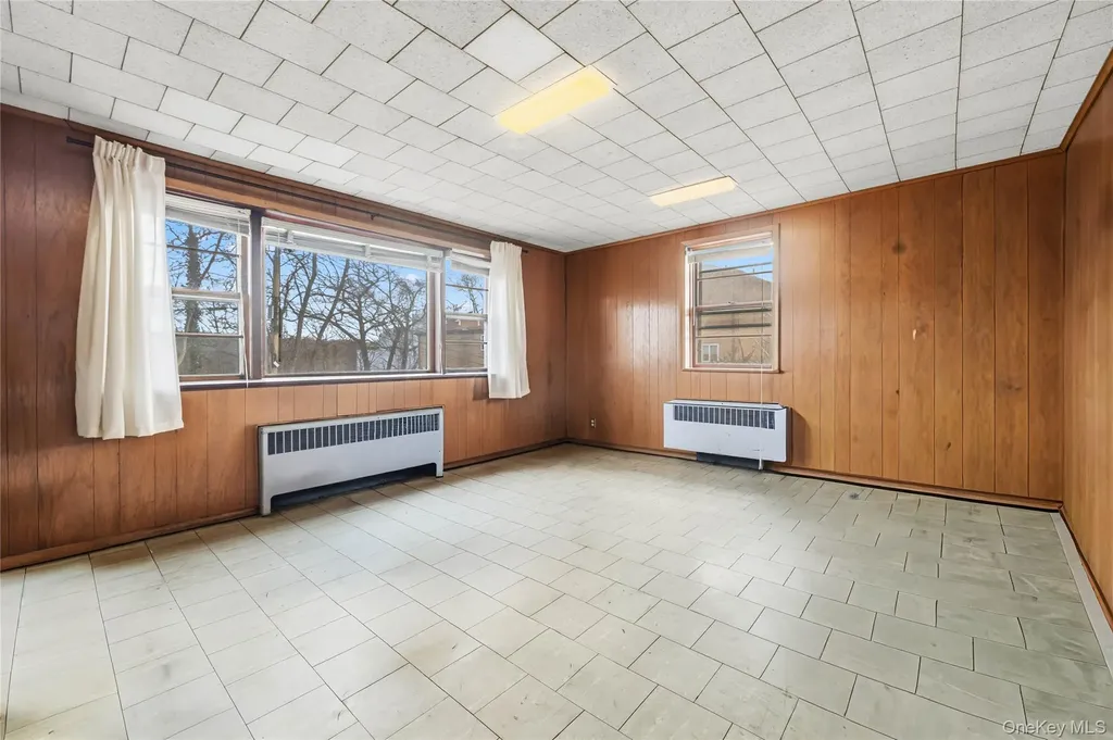 6209 Spencer Terrace Bronx NY 10471