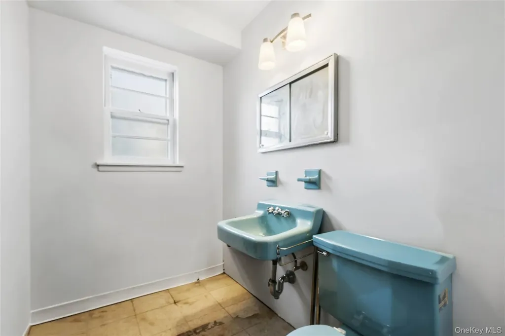 6209 Spencer Terrace Bronx NY 10471