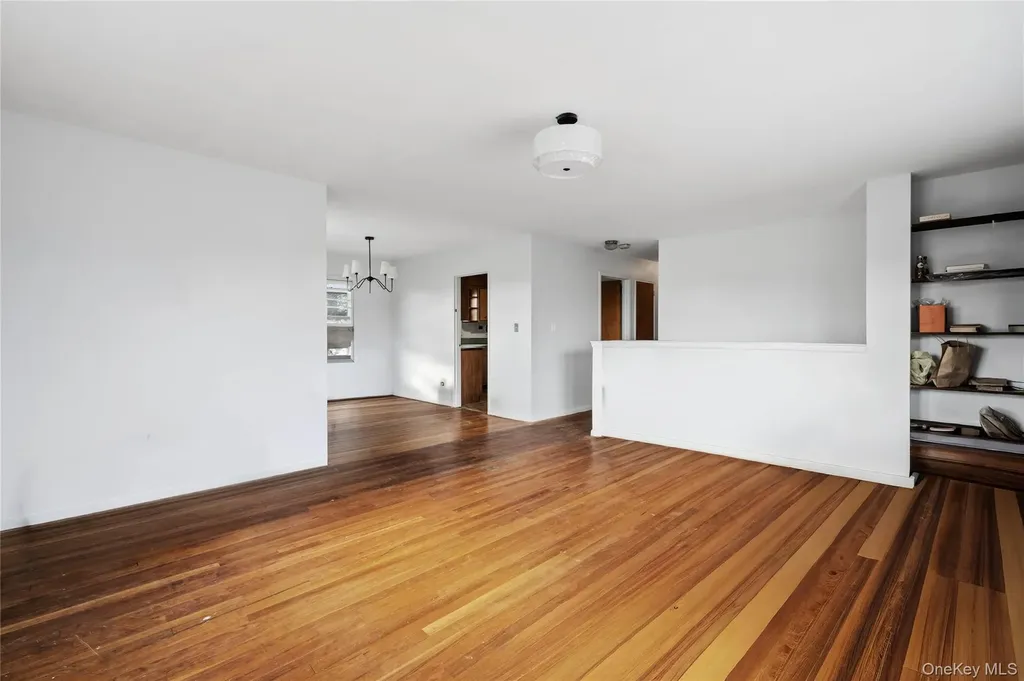 6209 Spencer Terrace Bronx NY 10471