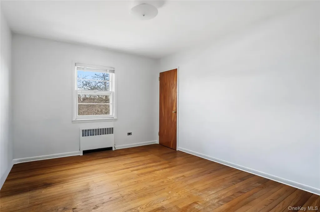 6209 Spencer Terrace Bronx NY 10471