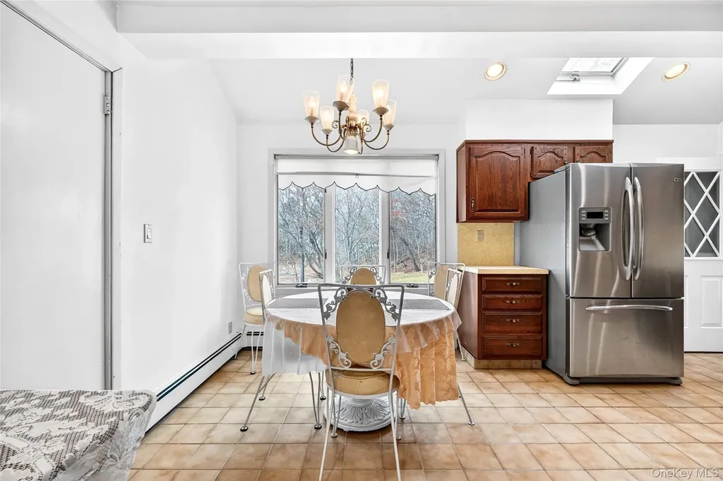 19 Indian Trail White Plains NY 10603