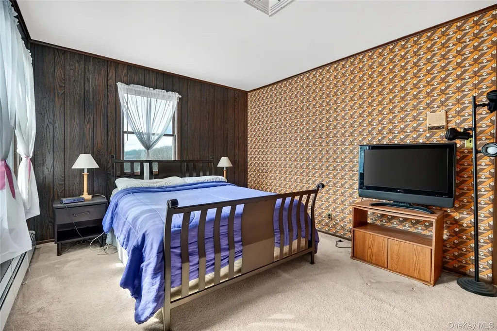 19 Indian Trail White Plains NY 10603
