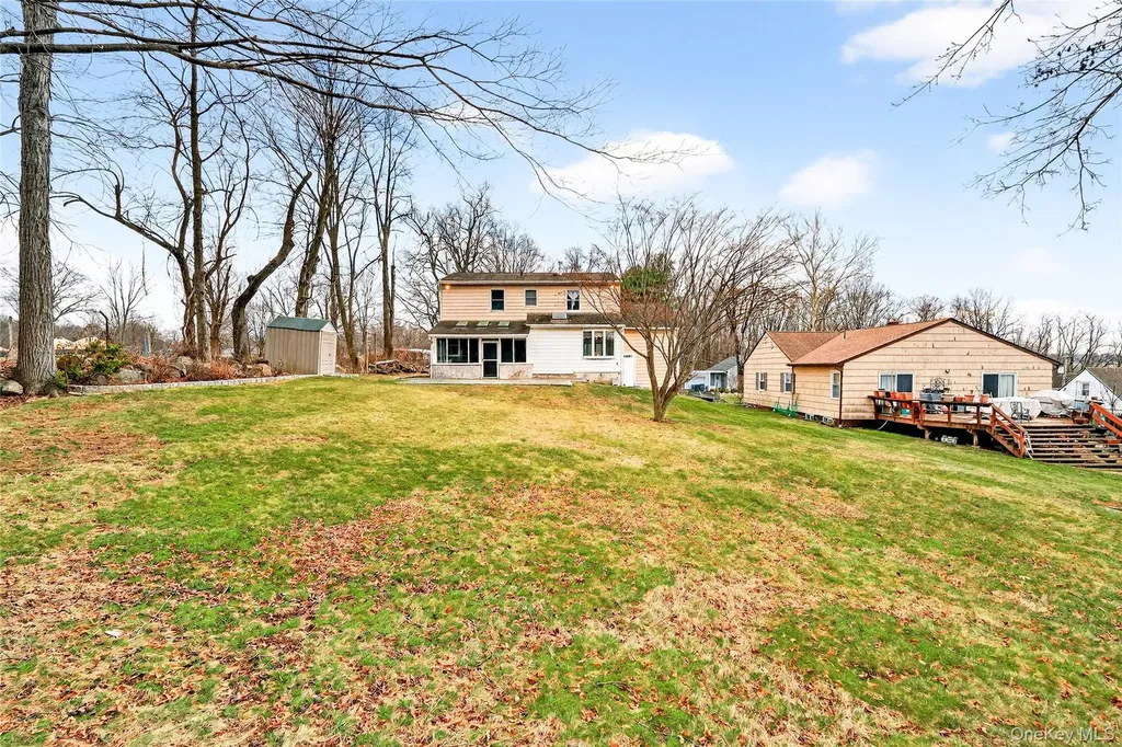 19 Indian Trail White Plains NY 10603