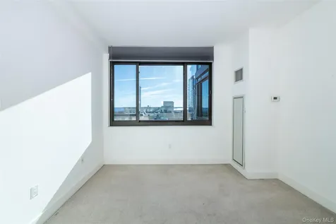 175 Huguenot Street New Rochelle NY 10801