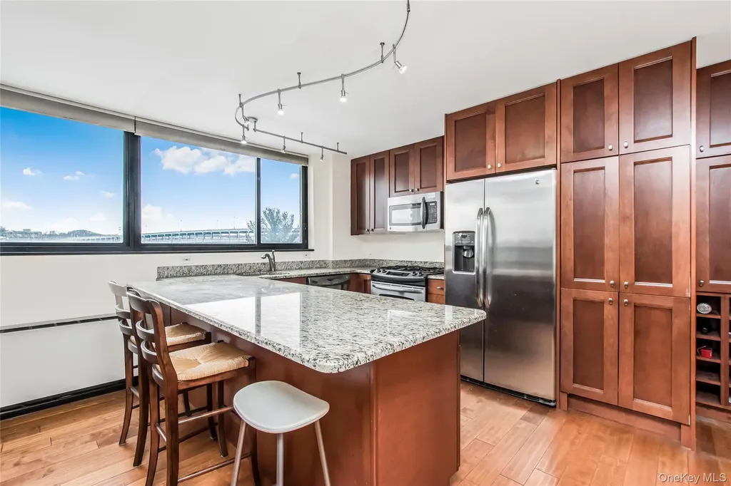 2287 Johnson Avenue Bronx NY 10463