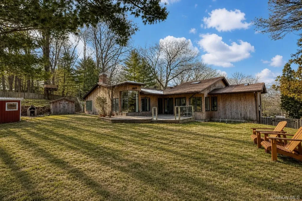 4 Hilltop Place Monsey NY 10952